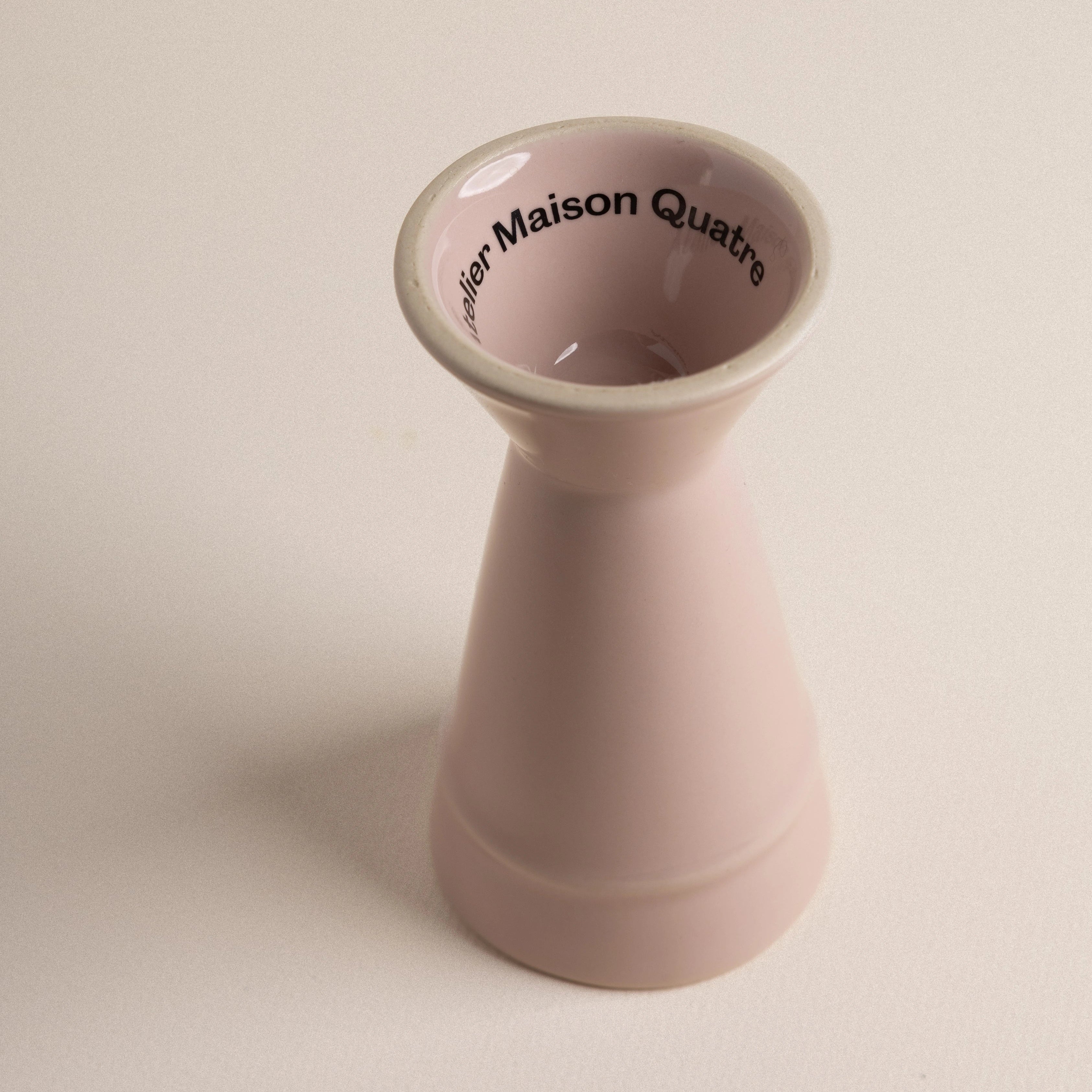 Mazagran nude minimaliste en céramique – Atelier Maison Quatre